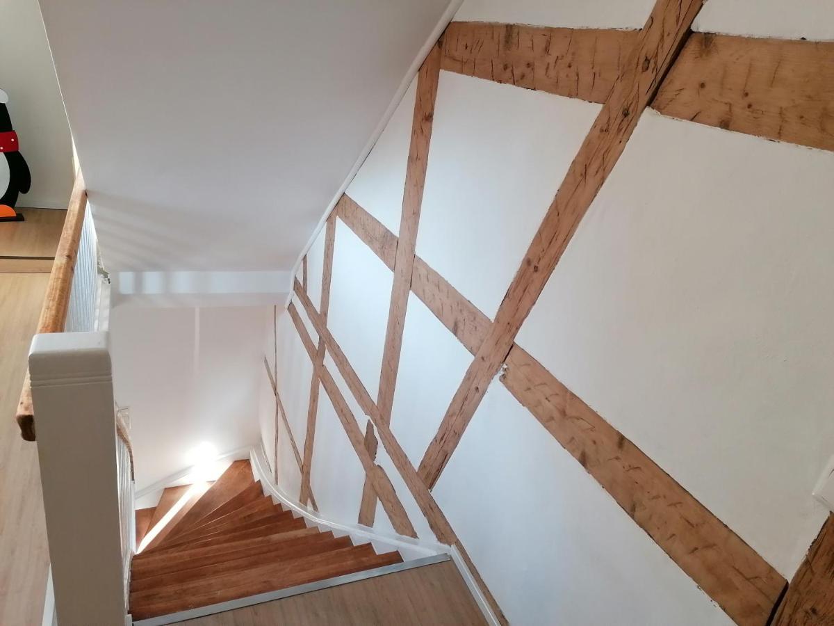 Fewo Im Lehm-Fachwerkhaus Erfurt Mit 3 Einzelnen Schlafzimmern Je Mit Tv Exterior photo