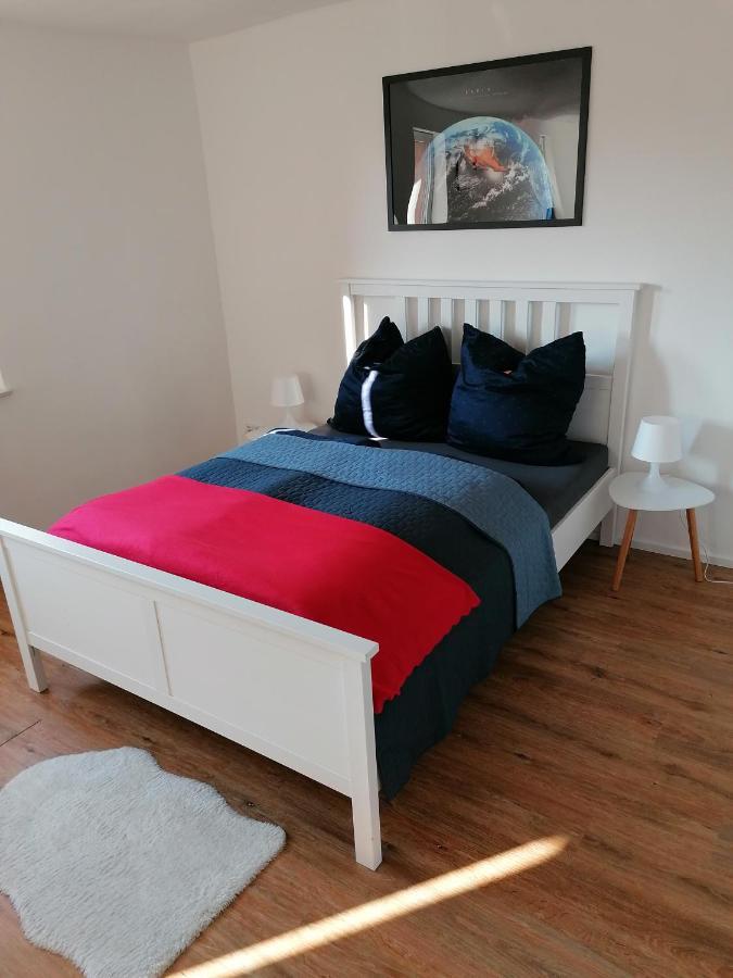 Fewo Im Lehm-Fachwerkhaus Erfurt Mit 3 Einzelnen Schlafzimmern Je Mit Tv Exterior photo