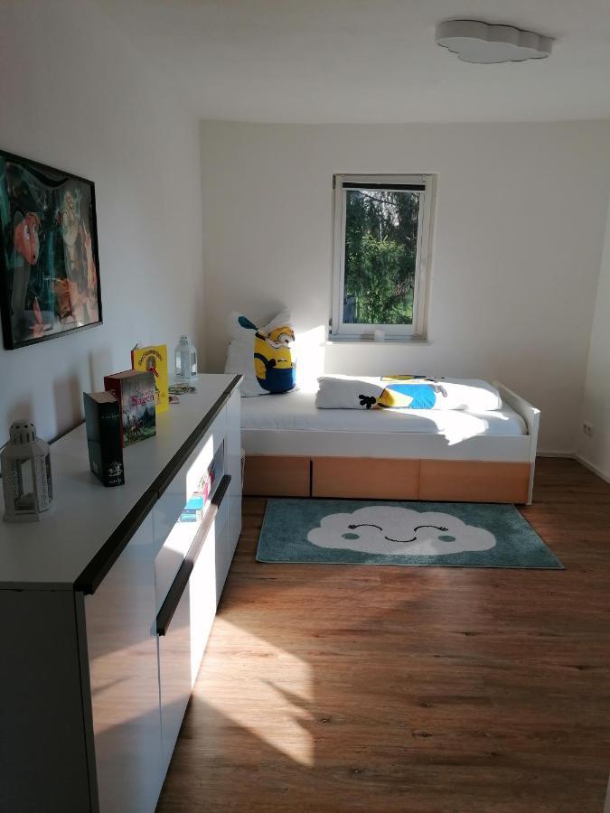 Fewo Im Lehm-Fachwerkhaus Erfurt Mit 3 Einzelnen Schlafzimmern Je Mit Tv Exterior photo